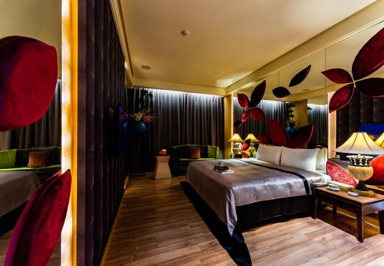 Liti Motel Taichung Exterior foto