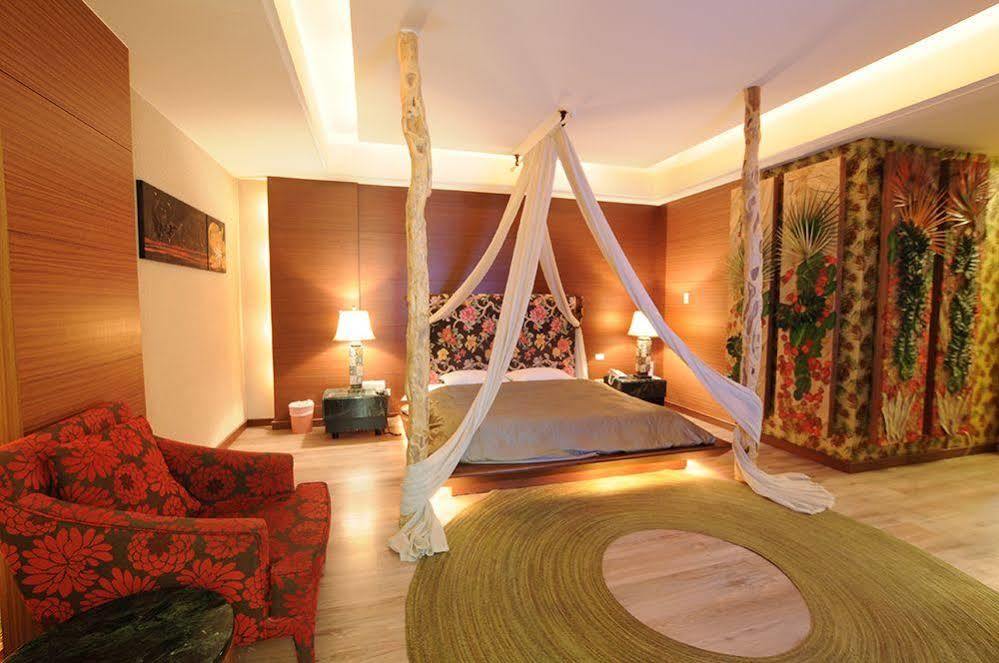 Liti Motel Taichung Exterior foto