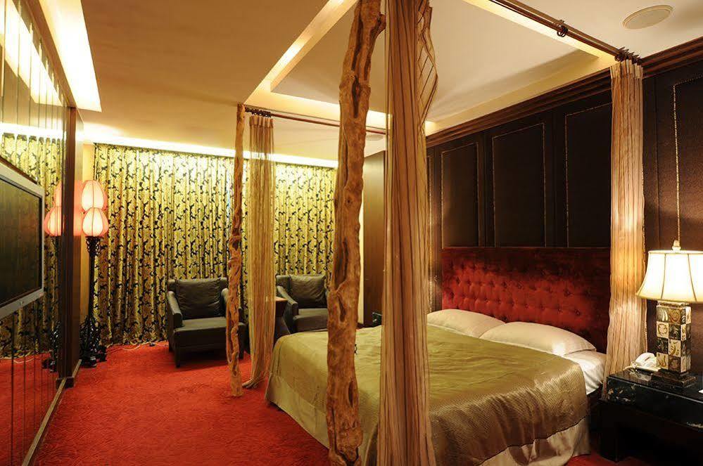 Liti Motel Taichung Exterior foto